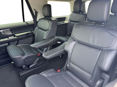2026 Ford Expedition Platinum®