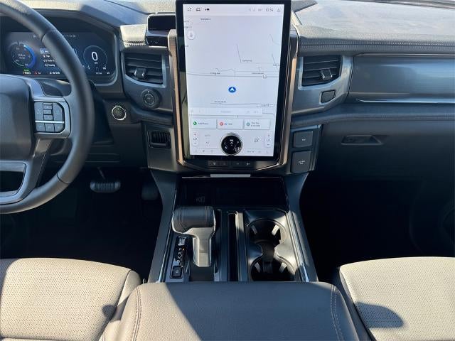 2025 Ford F-150 Lightning Lariat®