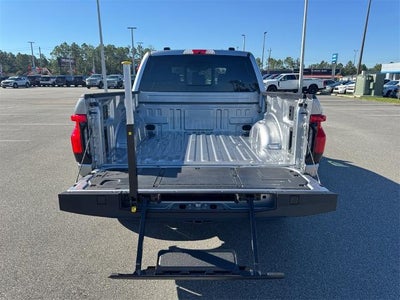 2025 Ford F-150 Lightning Lariat®