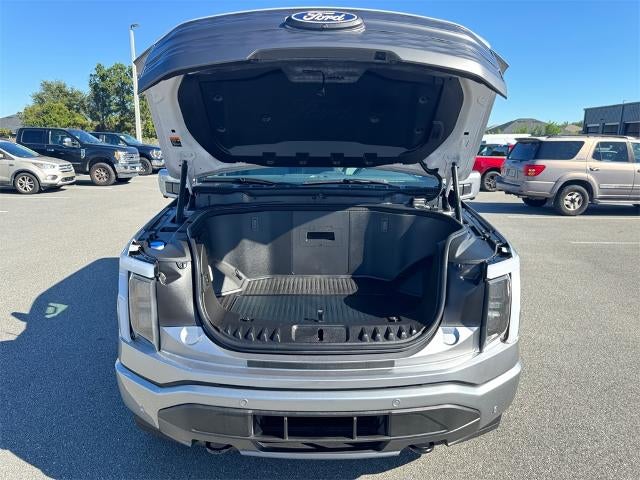 2025 Ford F-150 Lightning Lariat®
