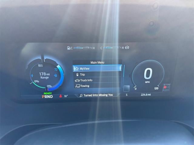 2025 Ford F-150 Lightning Platinum®