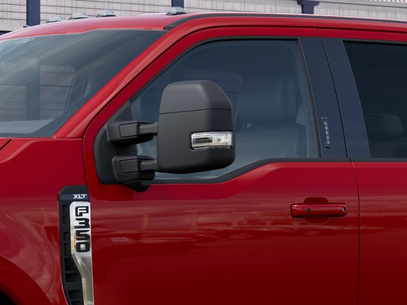 2027 Ford Super Duty F-350® XLT
