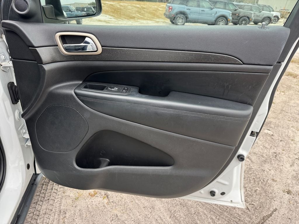 2017 Jeep Grand Cherokee Laredo