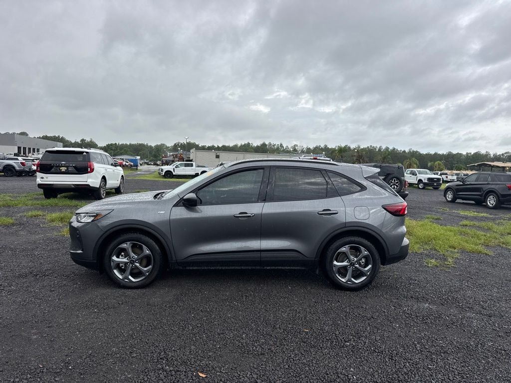 2025 Ford Escape Hybrid ST-Line