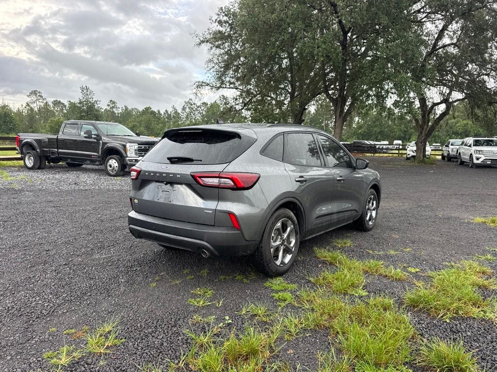 2025 Ford Escape Hybrid ST-Line