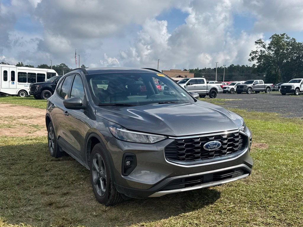 2026 Ford Escape Hybrid ST-Line Select
