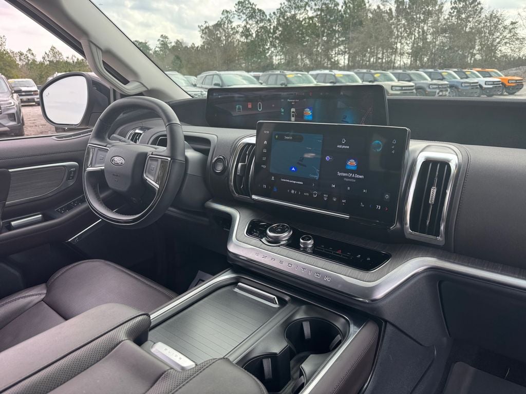 2025 Ford Expedition Max Platinum PLUS