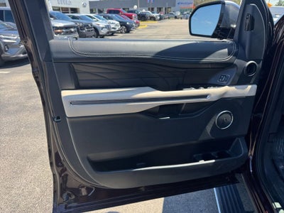 2023 Ford Expedition Platinum