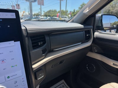 2023 Ford Expedition Platinum