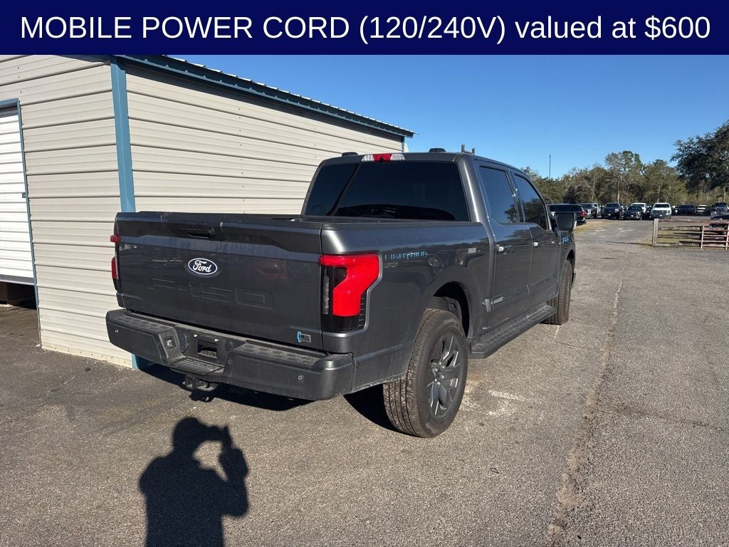 2025 Ford F-150 Lightning Flash