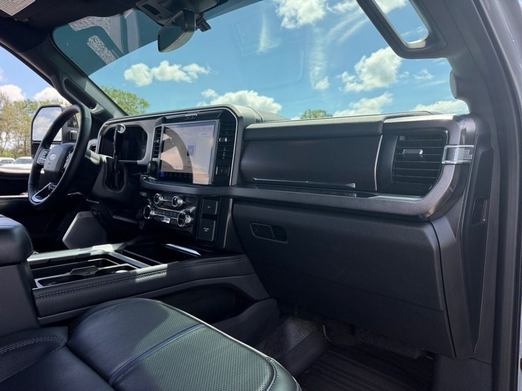 2026 Ford F-250SD Platinum HIGH OUTPUT