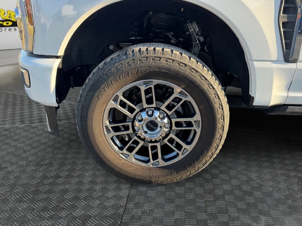 2025 Ford F-350SD Platinum