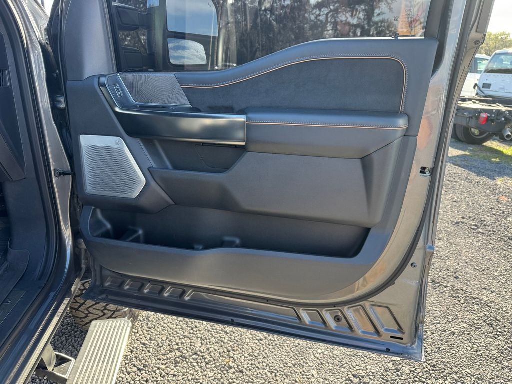 2023 Ford F-350SD Platinum