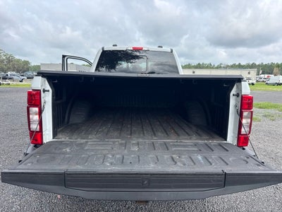 2022 Ford F-350SD Lariat