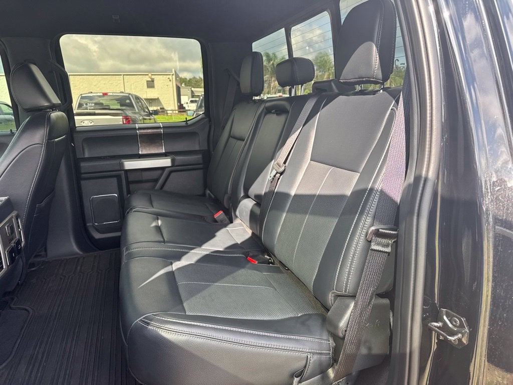 2022 Ford F-350SD Lariat Tremor