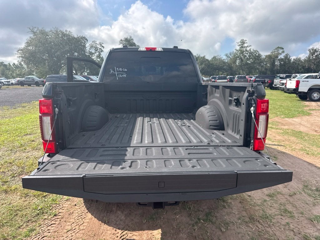 2022 Ford F-350SD Lariat Tremor