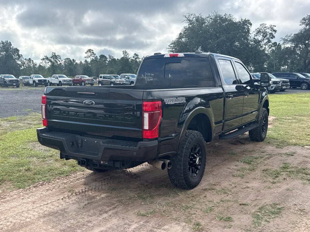 2022 Ford F-350SD Lariat Tremor