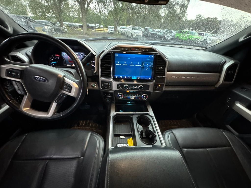 2022 Ford F-350SD Lariat