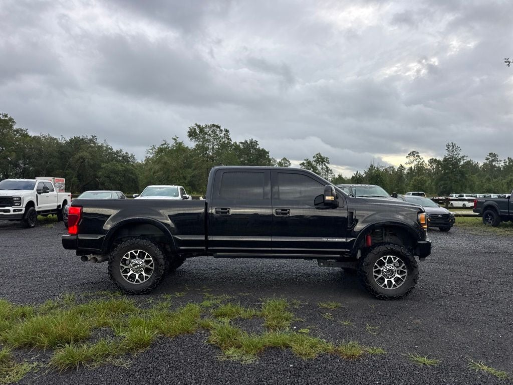2022 Ford F-350SD Lariat
