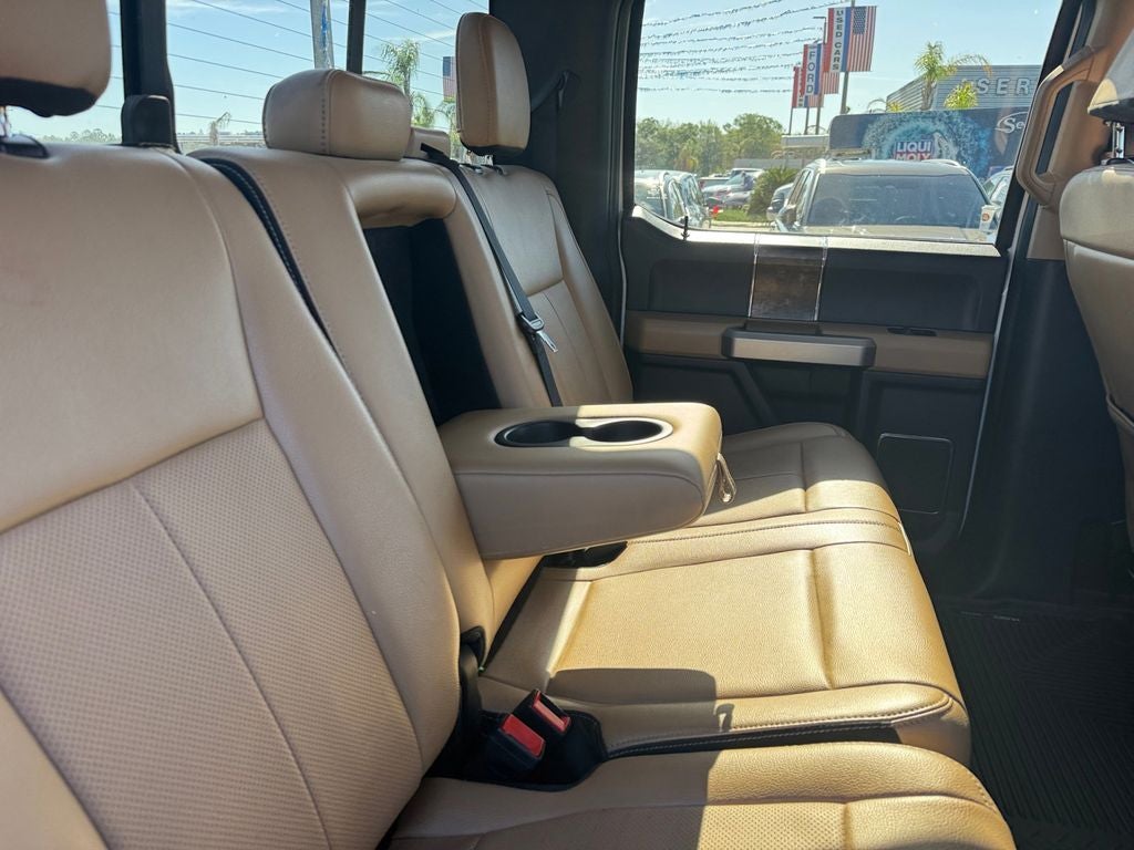 2022 Ford F-350SD Lariat