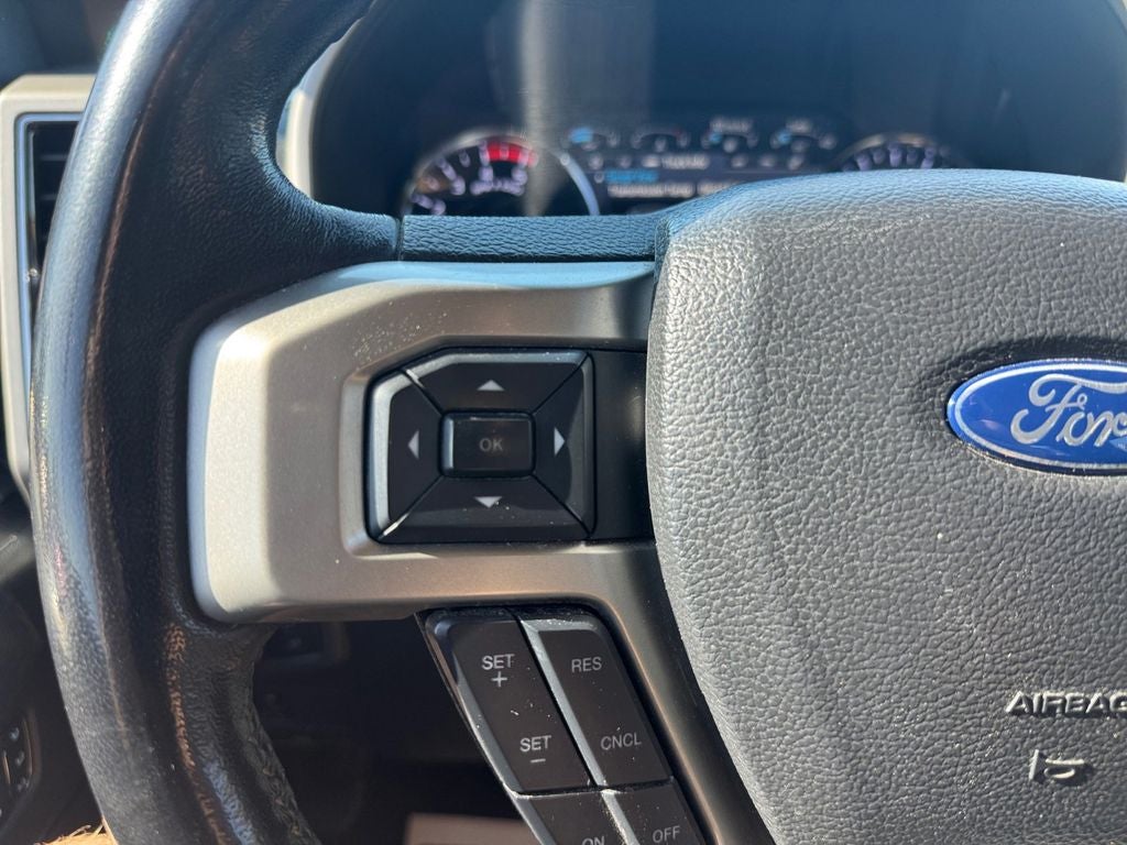 2022 Ford F-350SD Lariat