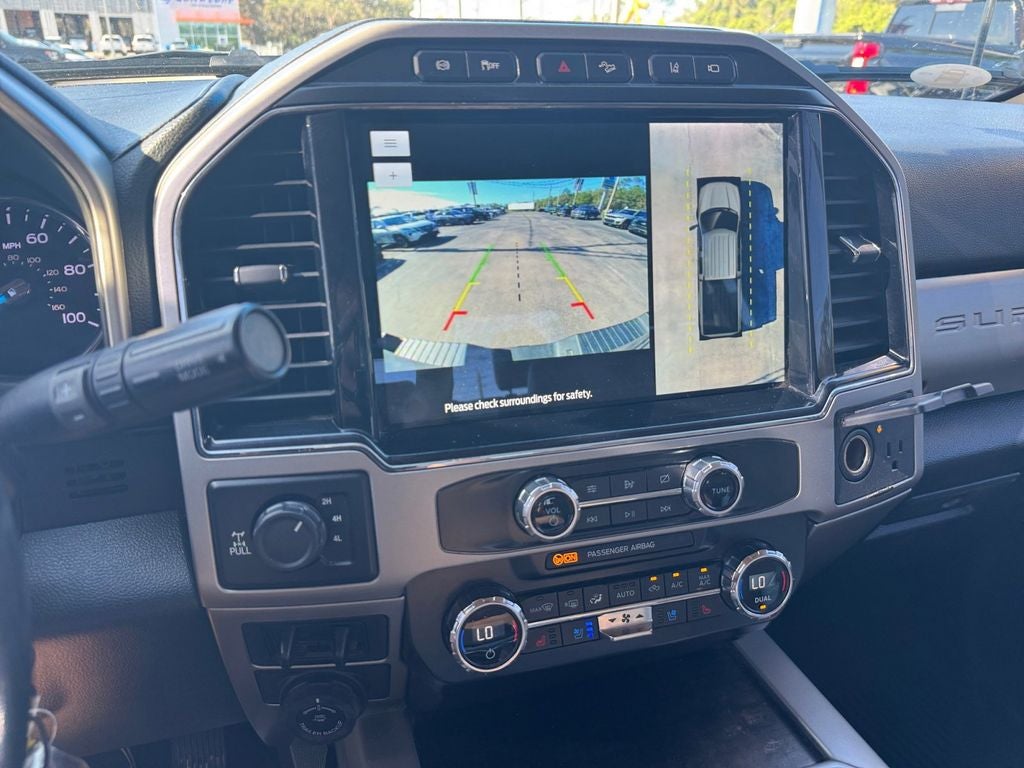2022 Ford F-350SD Lariat