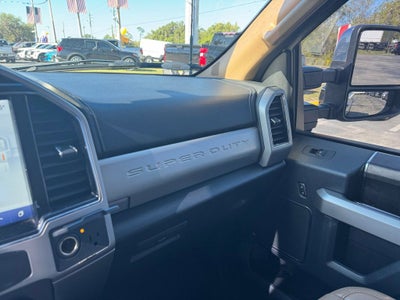 2022 Ford F-350SD Lariat