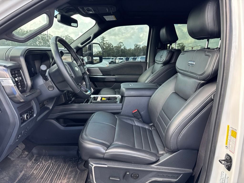 2026 Ford F-350SD Platinum DRW