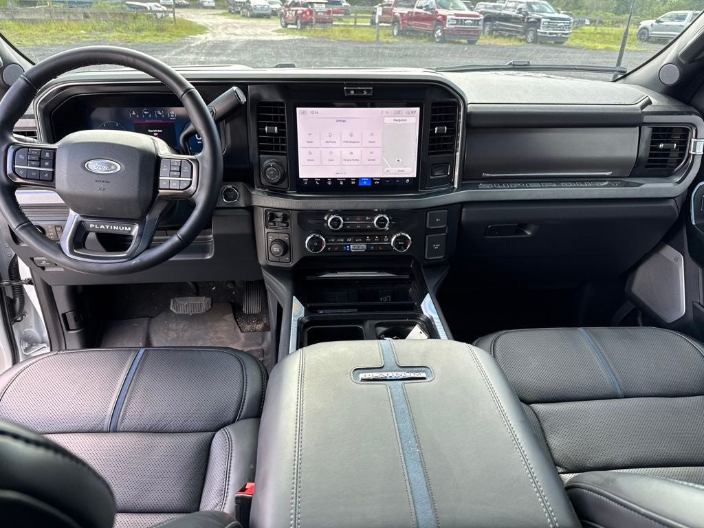 2026 Ford F-350SD Platinum DRW