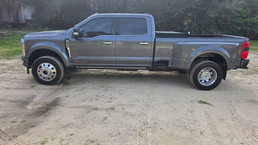 2023 Ford F-450SD Limited DRW