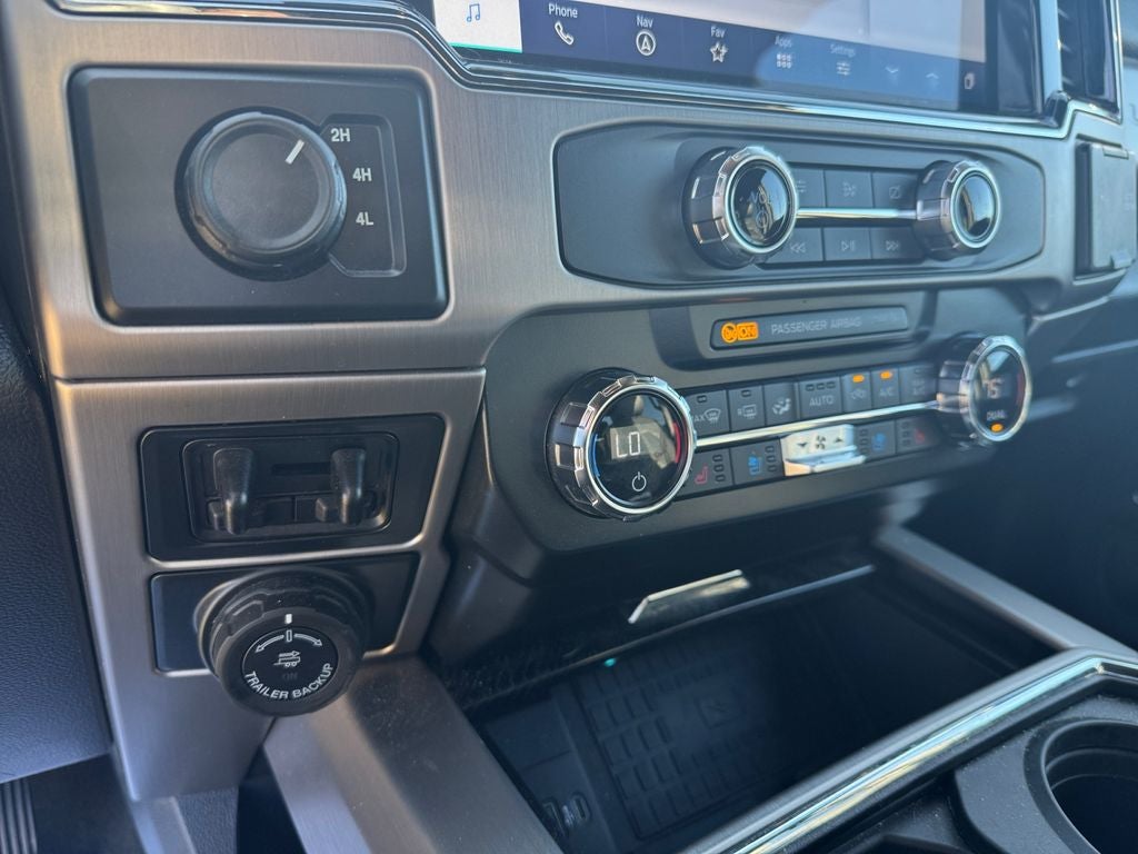 2022 Ford F-450SD Platinum DRW