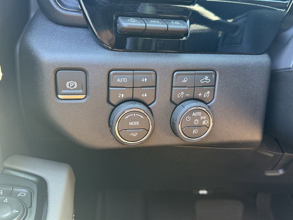 2026 Chevrolet Silverado 2500HD ZR2