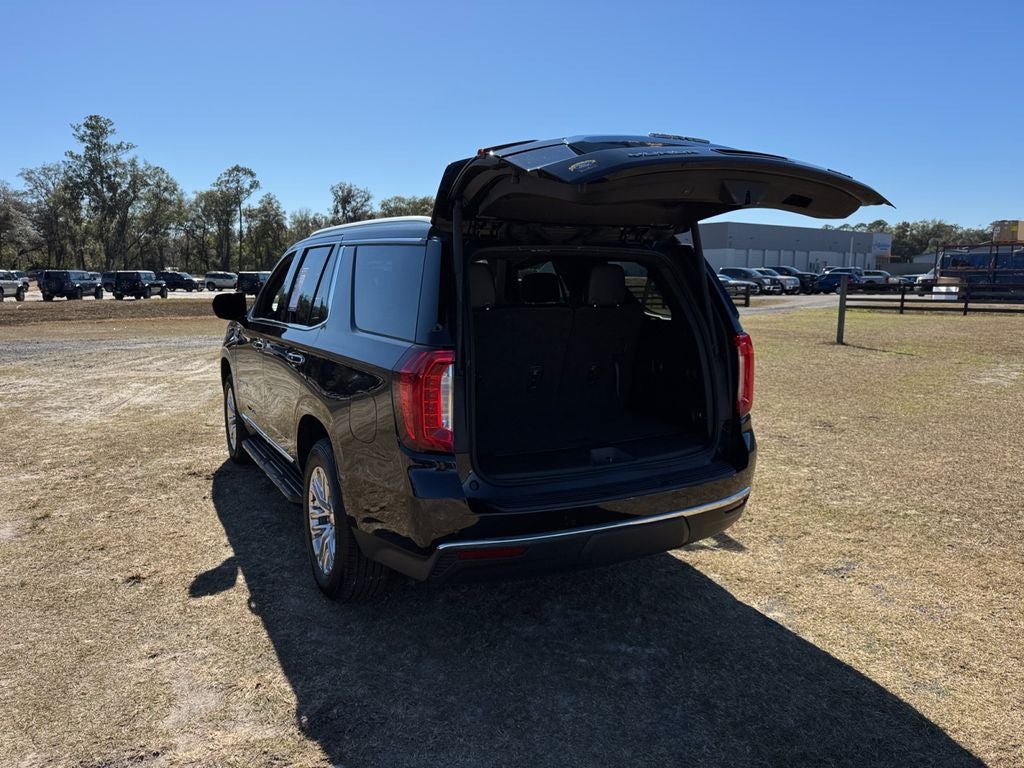 2023 GMC Yukon SLT