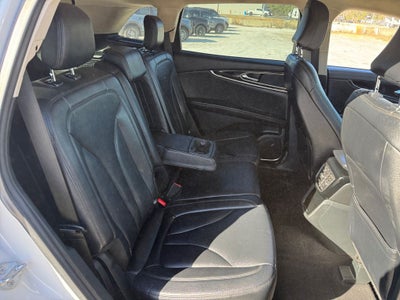 2022 Lincoln Nautilus Standard