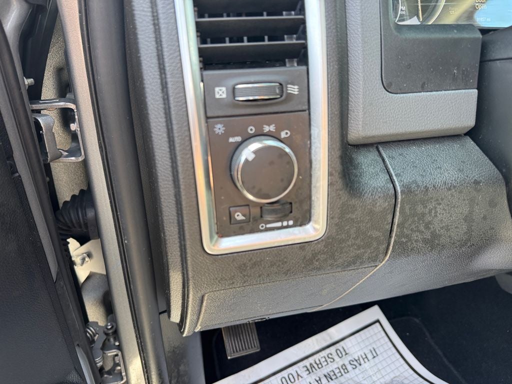 2020 RAM 1500 Classic SLT