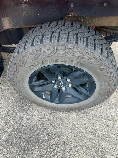 2025 Chevrolet Silverado 1500 Custom Trail Boss