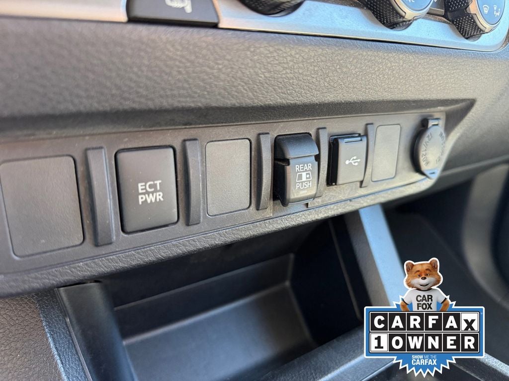 2020 Toyota Tacoma SR5 V6