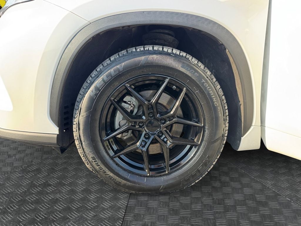2021 Toyota Highlander L