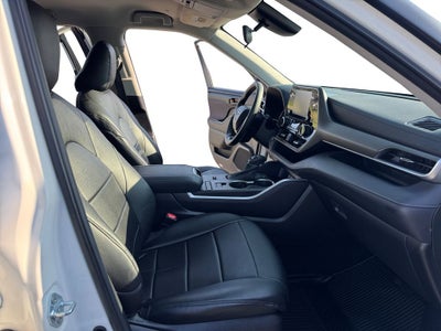 2021 Toyota Highlander L