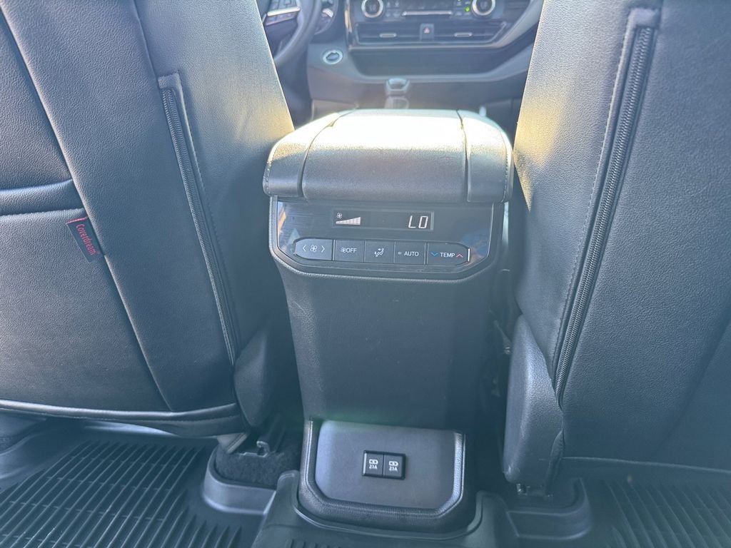 2021 Toyota Highlander L