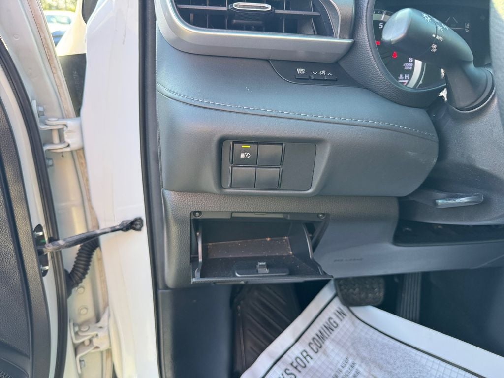 2021 Toyota Highlander L