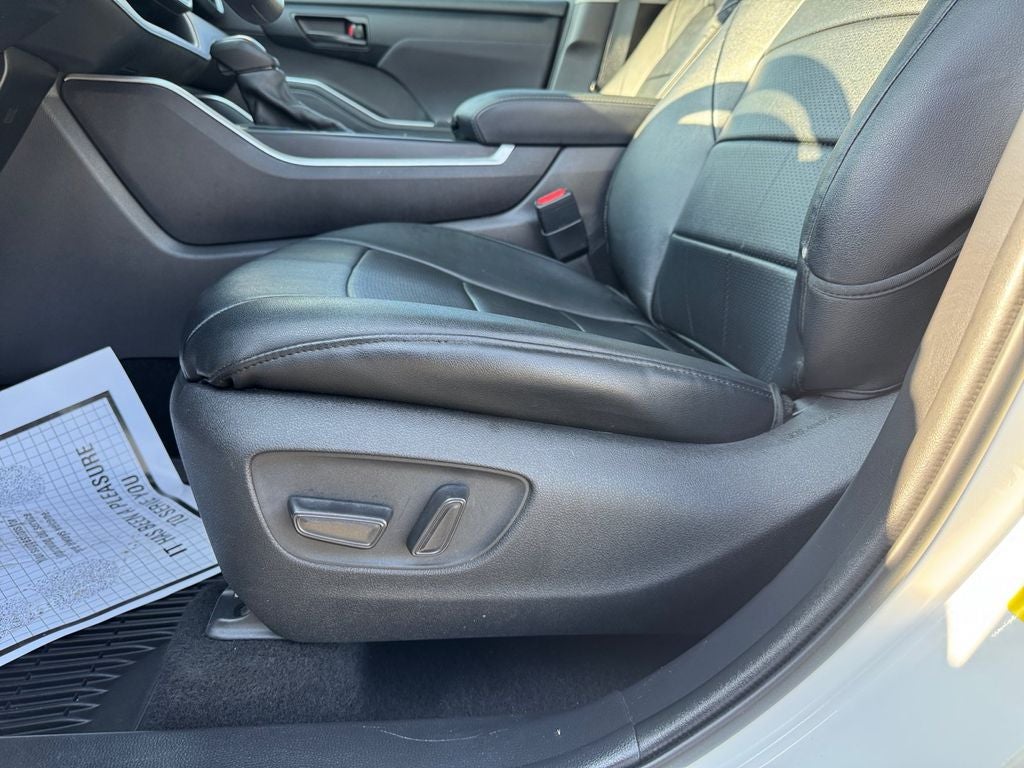 2021 Toyota Highlander L