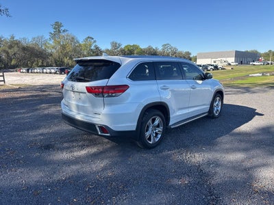 2017 Toyota Highlander Base