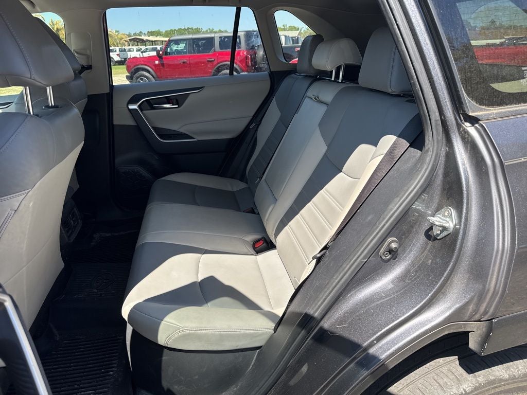 2022 Toyota RAV4 Hybrid XLE Premium