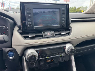 2022 Toyota RAV4 Hybrid XLE Premium