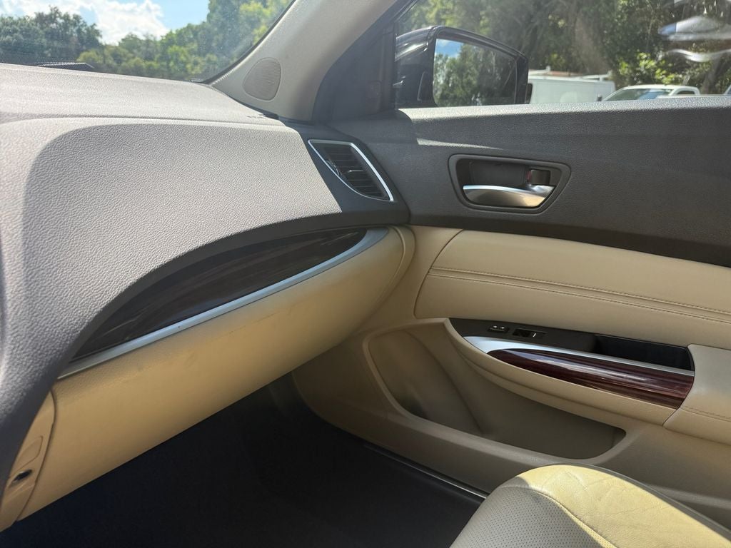 2017 Acura TLX w/Technology Package
