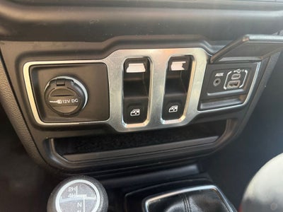 2021 Jeep Wrangler Islander 4x4