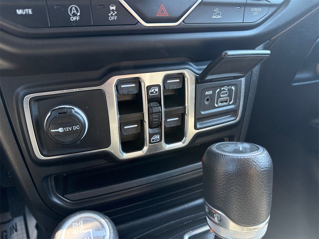 2023 Jeep Wrangler 4-Door Sahara 4x4