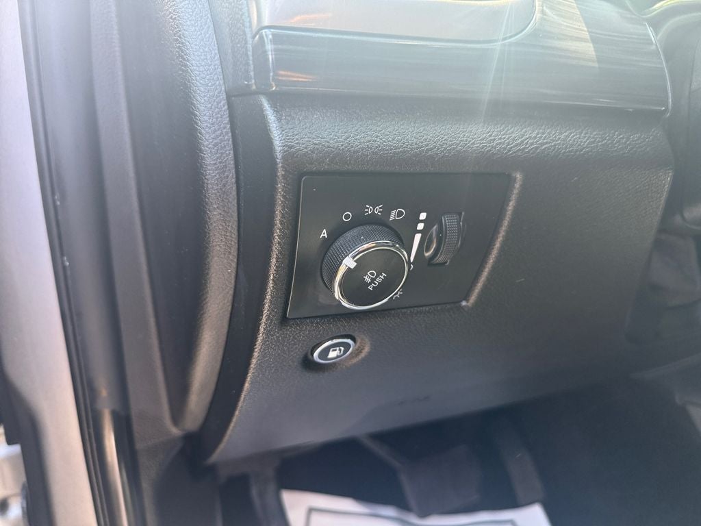2019 Jeep Grand Cherokee Altitude 4x2