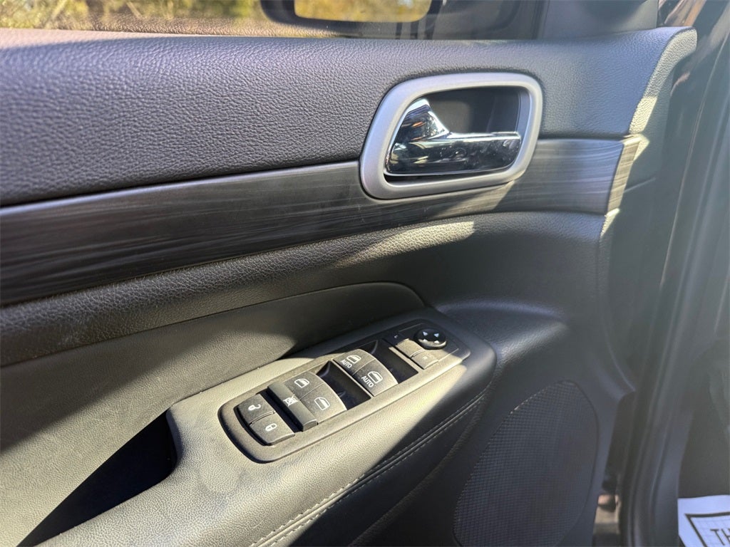 2021 Jeep Grand Cherokee Laredo E 4x4